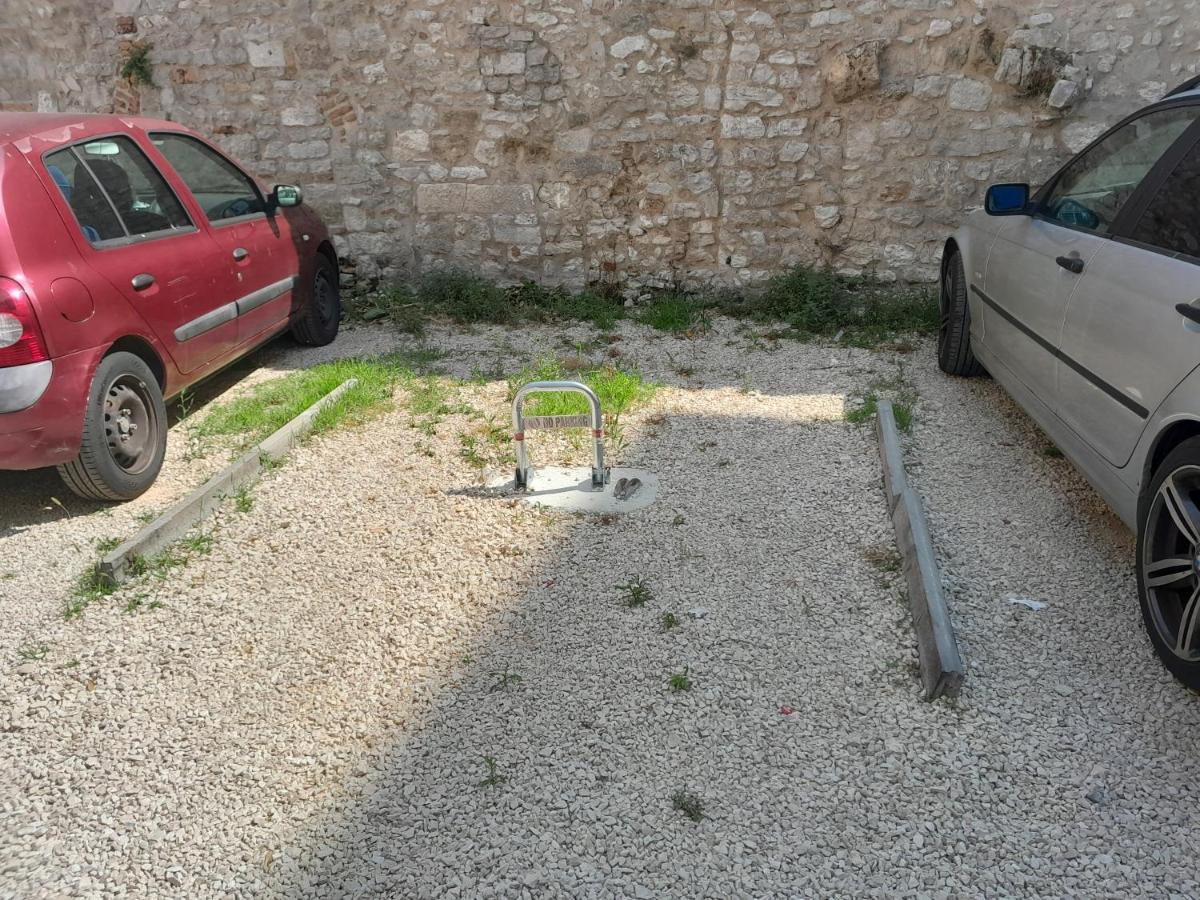 T&M Apartment With Parking In The Old Town Zadar Luaran gambar